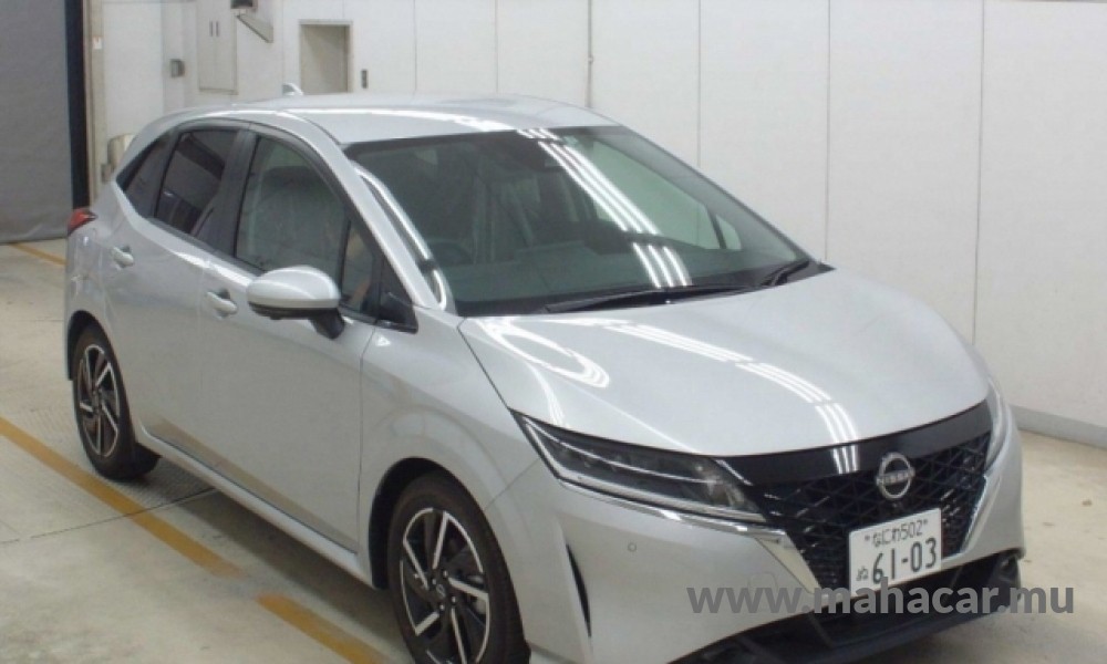 2021 Nissan NOTE E-POWER photo 3