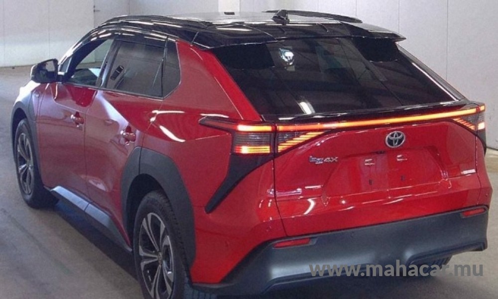 2022 Toyota BZ4X photo 3