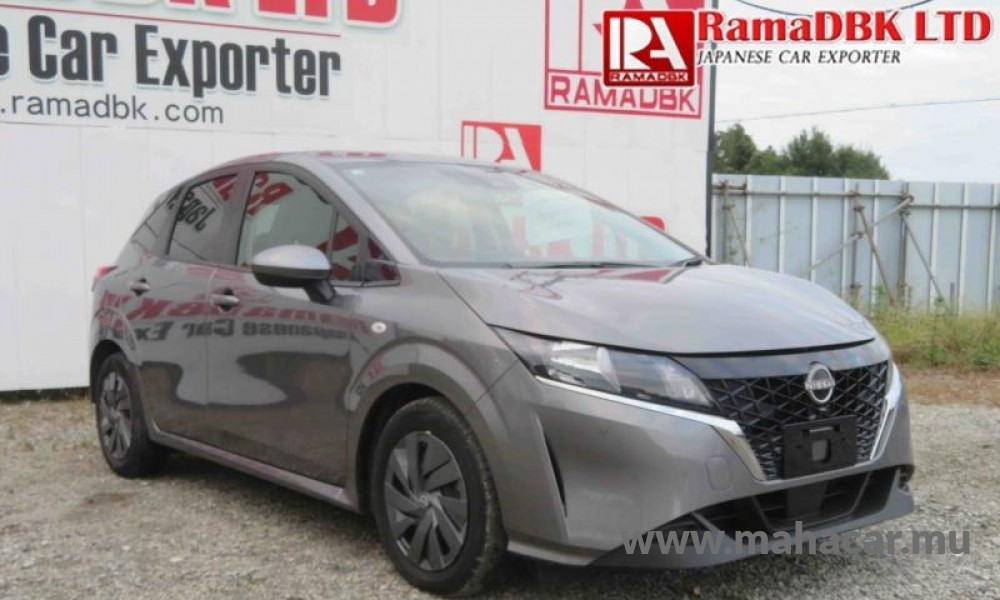 2022 Nissan NOTE E-POWER photo 2