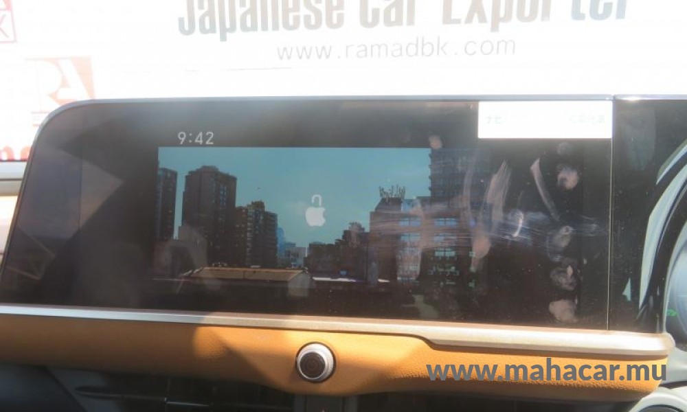 2023 Toyota Crown photo 7