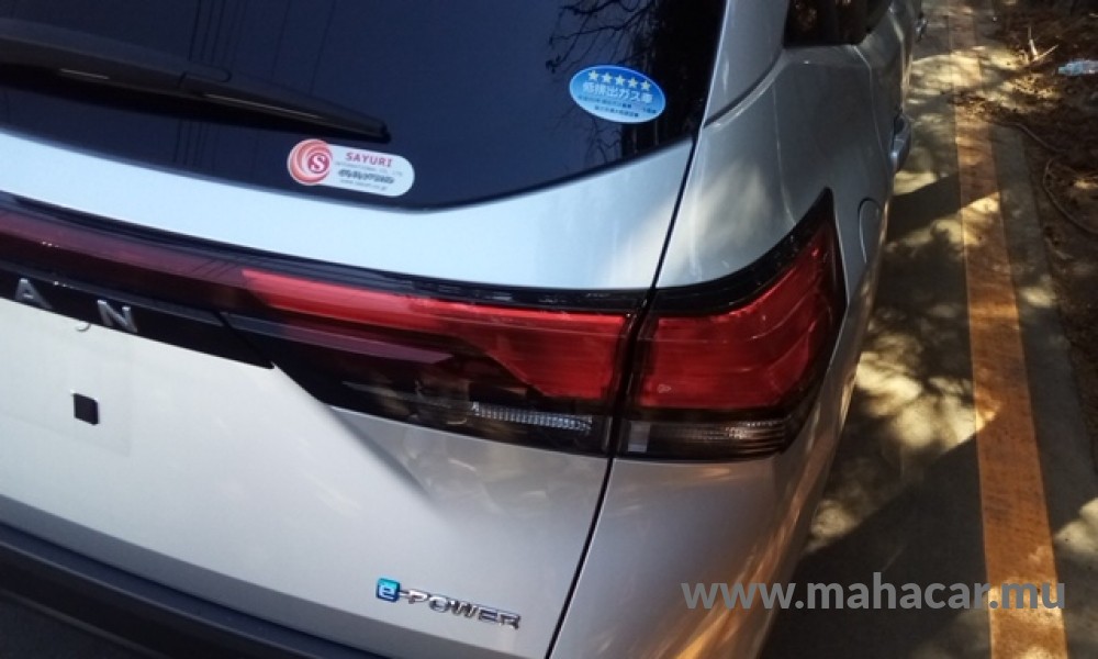 2021 Nissan NOTE E-POWER photo 11