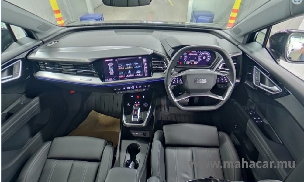 2024 AUDI Q4 photo 5