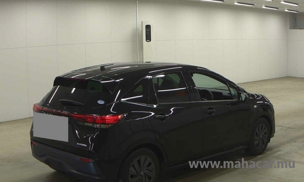 2021 Nissan NOTE E-POWER photo 3