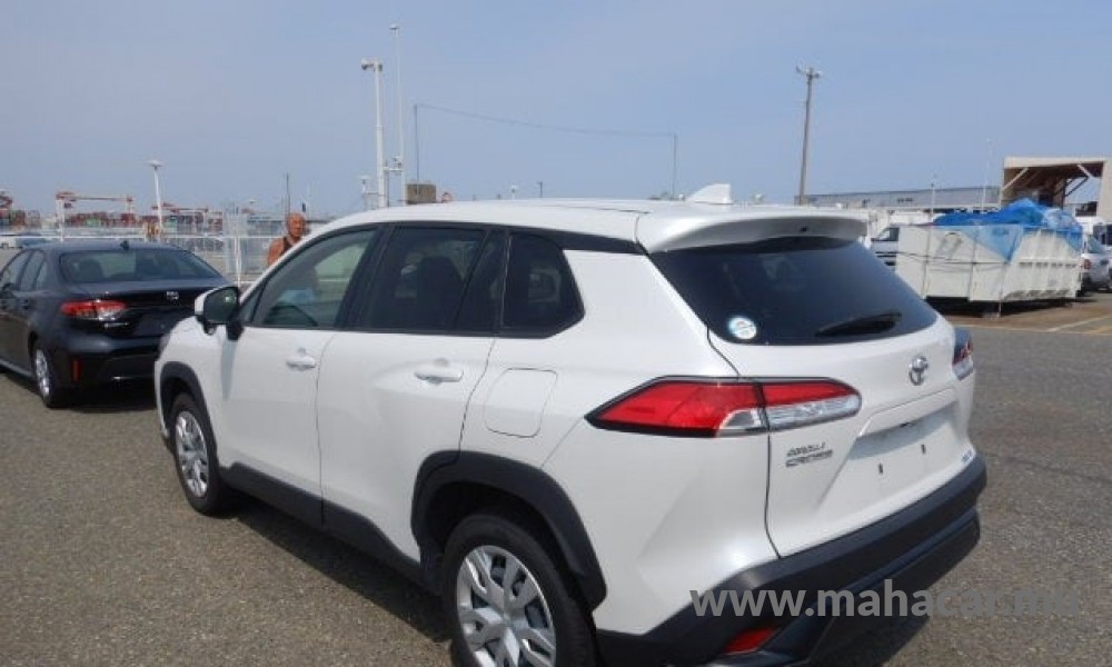2023 Toyota COROLLA CROSS photo 2