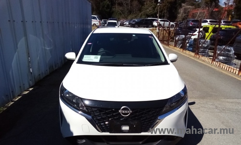 2022 Nissan NOTE E-POWER, White
