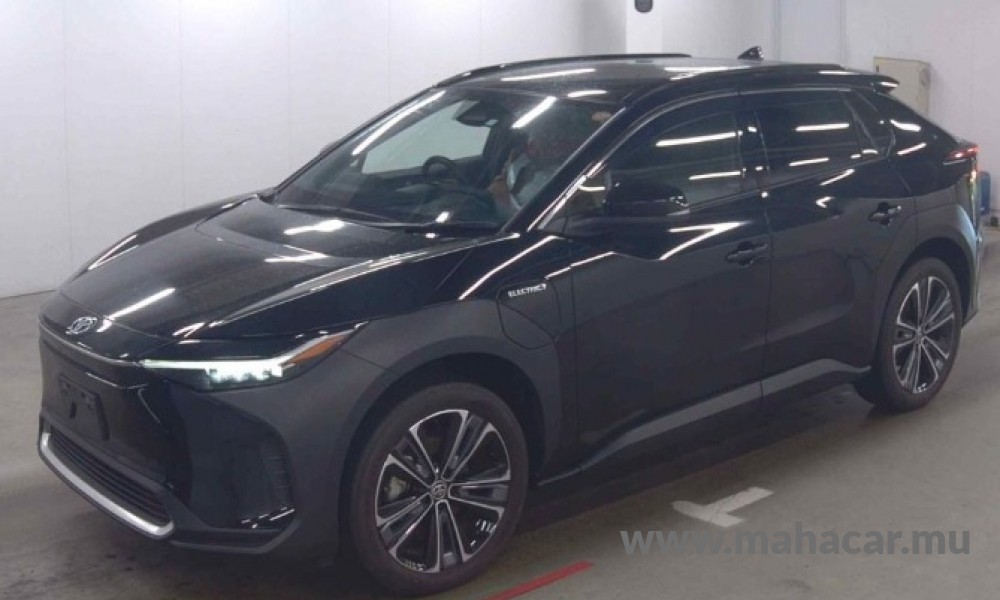2023 Toyota BZ4X, Black