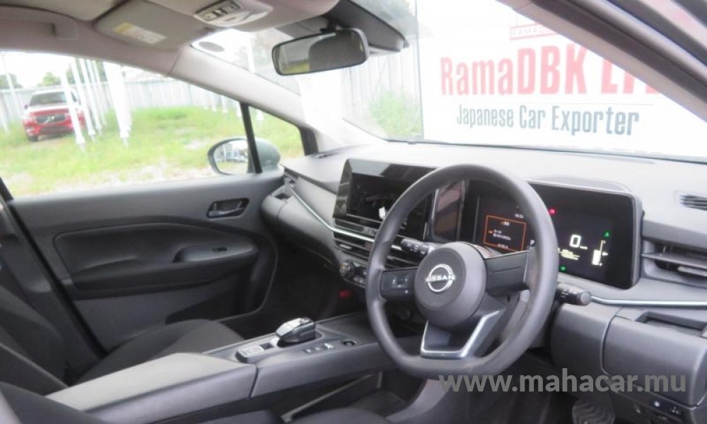 2022 Nissan NOTE E-POWER photo 7
