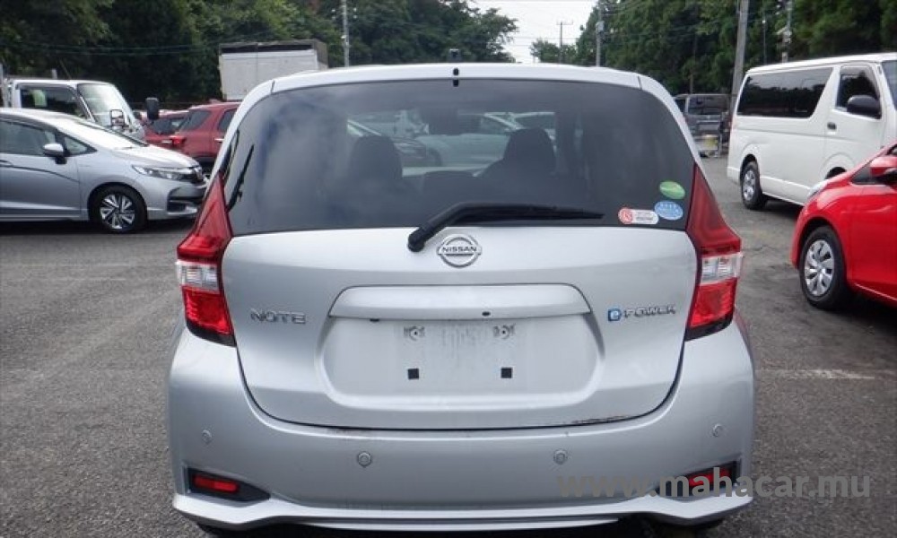2019 Nissan NOTE E-POWER photo 18