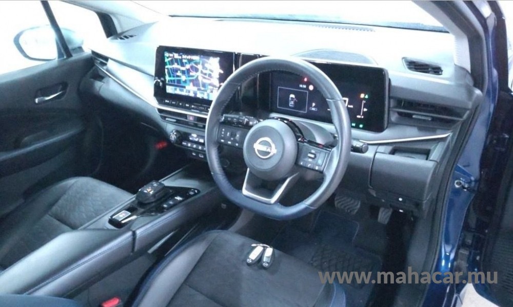 2021 Nissan NOTE E-POWER photo 3