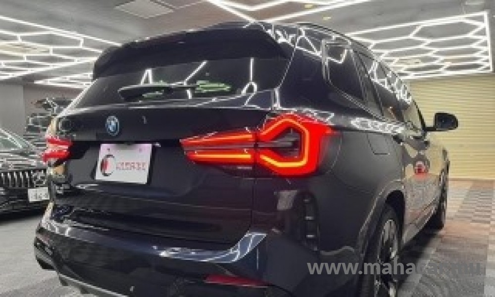 2024 BMW iX3 photo 2