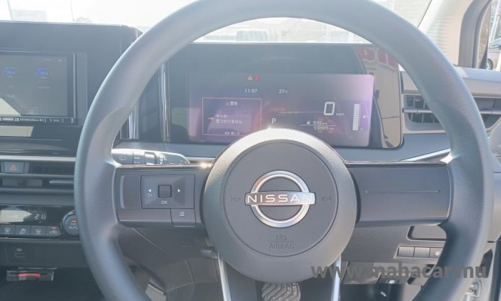 2023 Nissan NOTE E-POWER photo 8