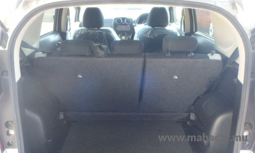 2019 Nissan NOTE E-POWER photo 8