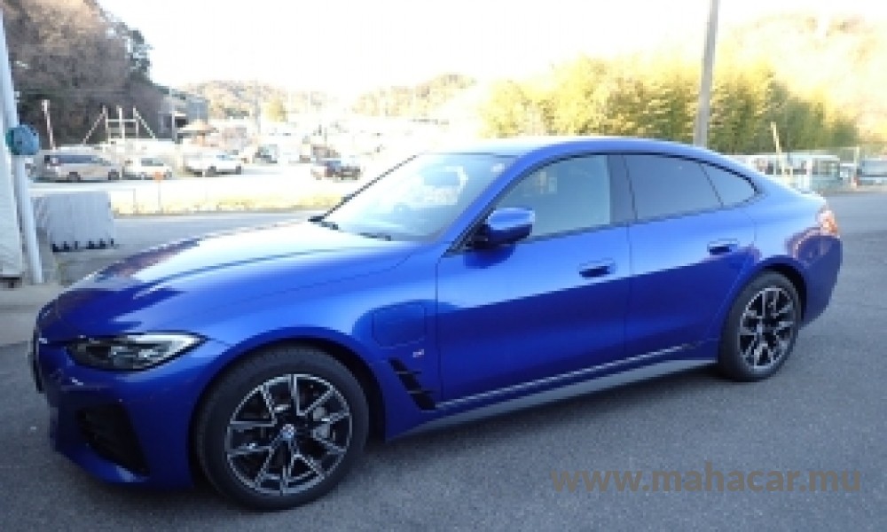 2022 BMW i4 photo 6