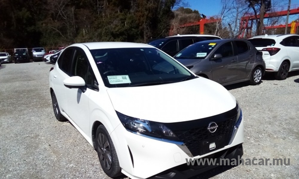 2022 Nissan NOTE E-POWER photo 4