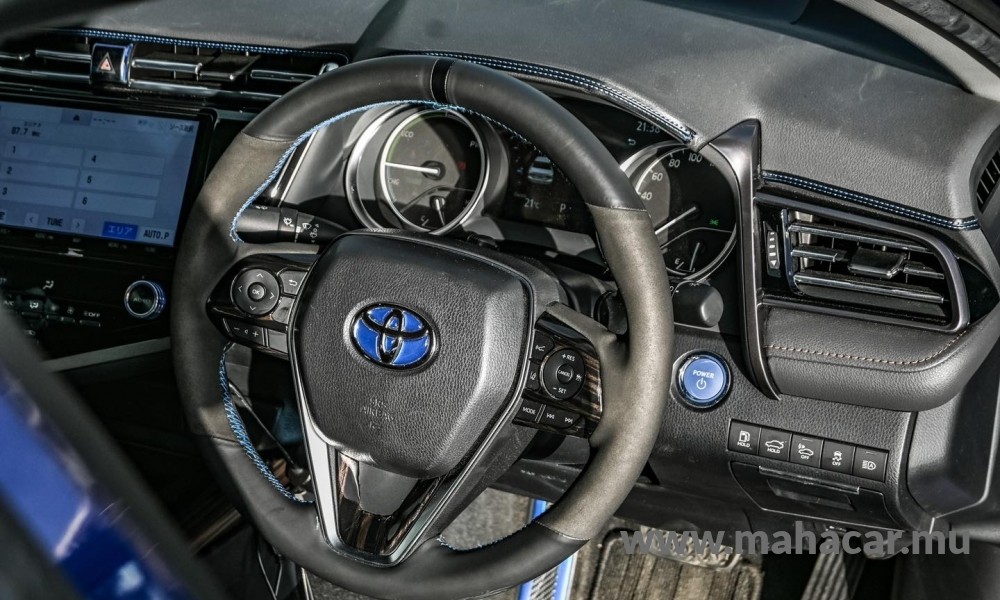 2019 Toyota Camry photo 11