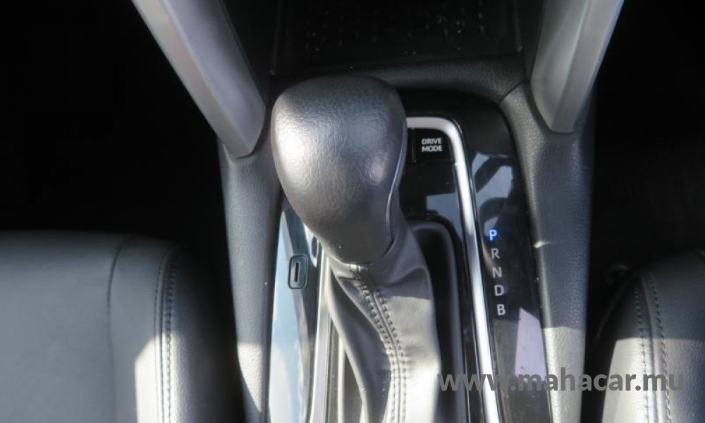 2022 Toyota COROLLA CROSS photo 5
