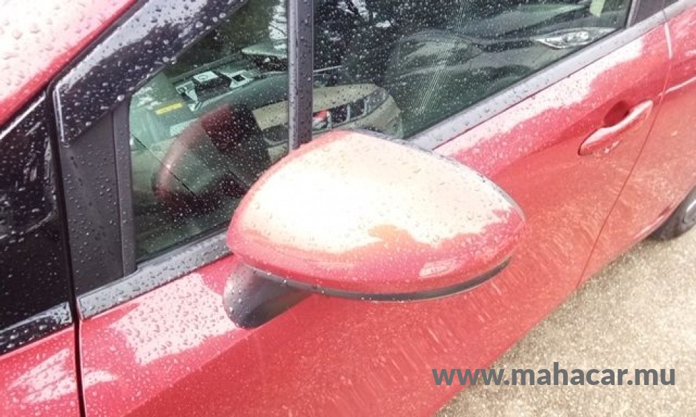 2021 Nissan NOTE E-POWER photo 12