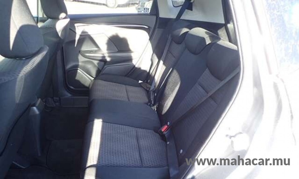 2019 Honda FIT HYBRID photo 10