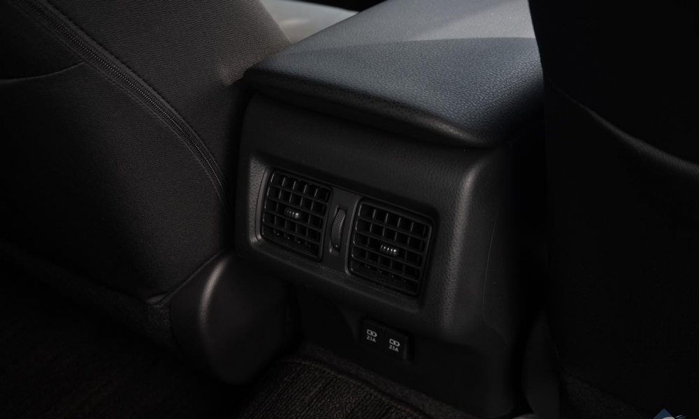 2021 Toyota Camry photo 7
