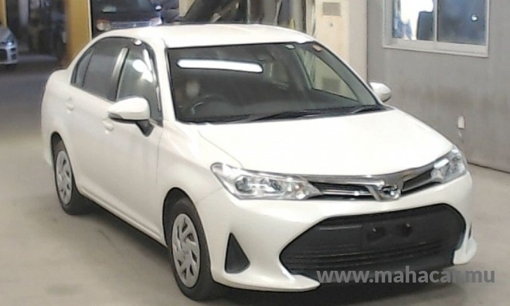 2019 Toyota Corolla Axio photo 4
