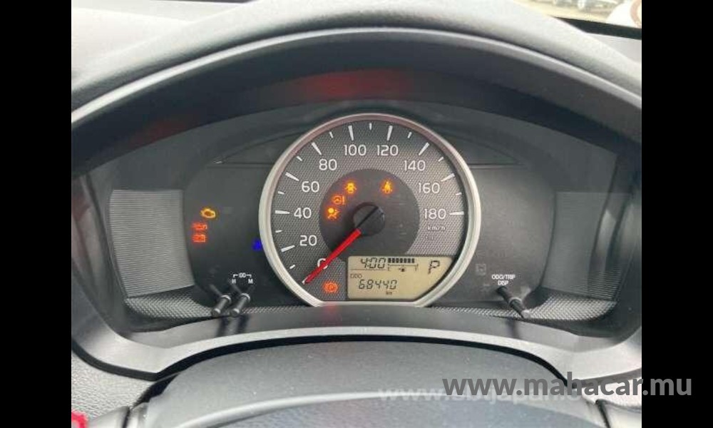 2018 Toyota Corolla Axio photo 6