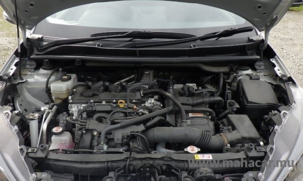 2022 Toyota Yaris Hybrid photo 8