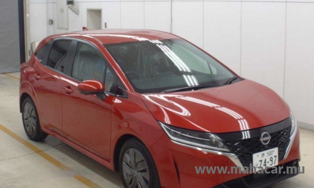 2021 Nissan NOTE E-POWER photo 3