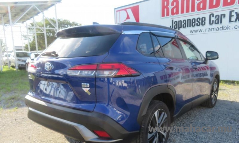 2023 Toyota COROLLA CROSS photo 4