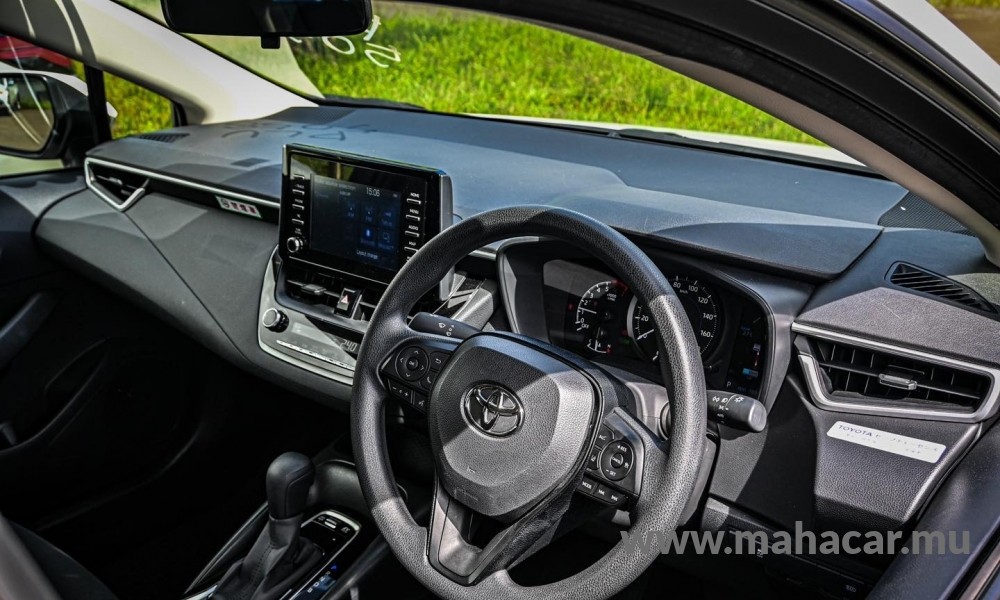 2019 Toyota Corolla photo 3