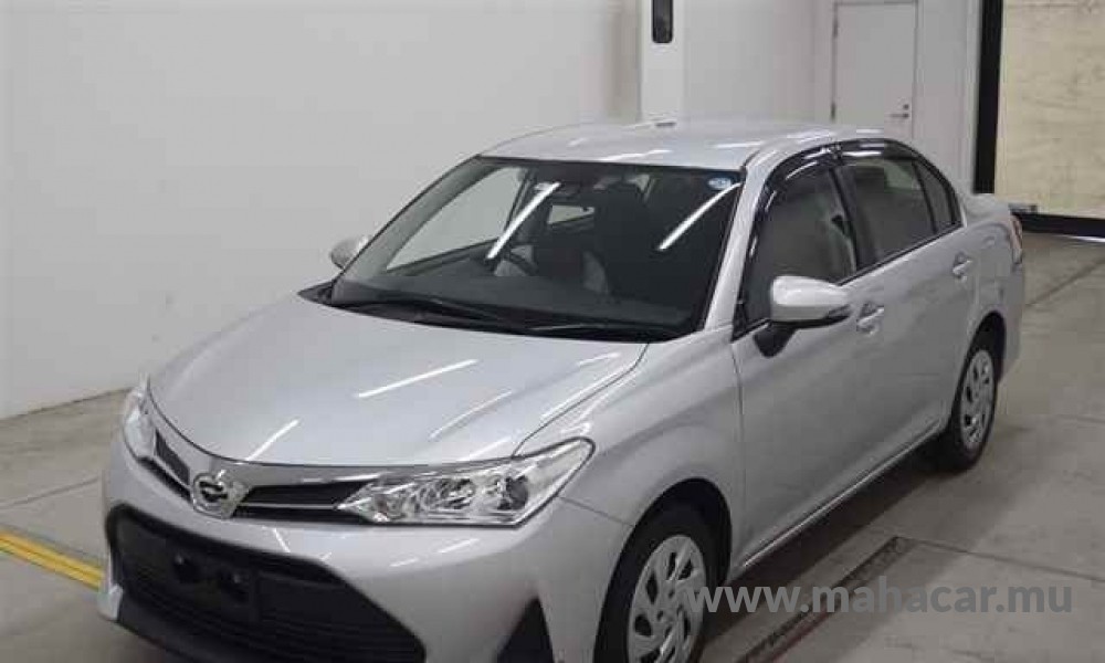 2020 Toyota Corolla Axio, Silver