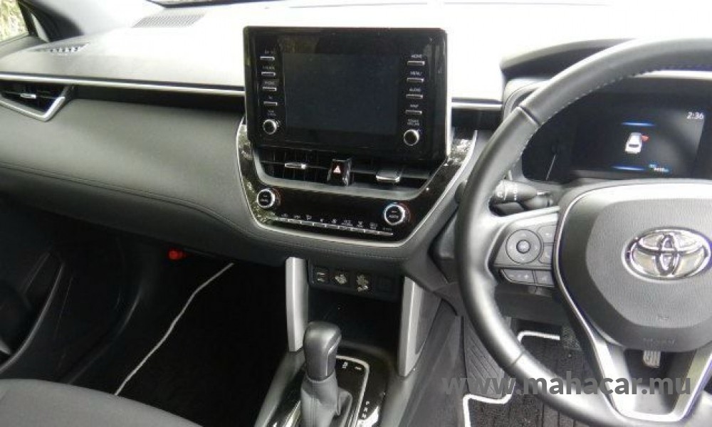 2022 Toyota COROLLA CROSS photo 8