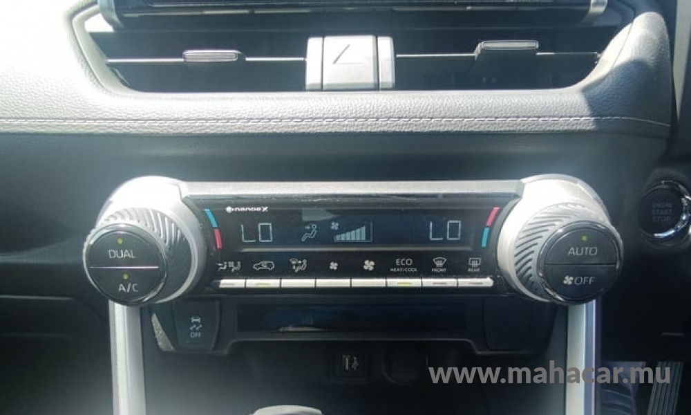 2023 Toyota Rav4 photo 11