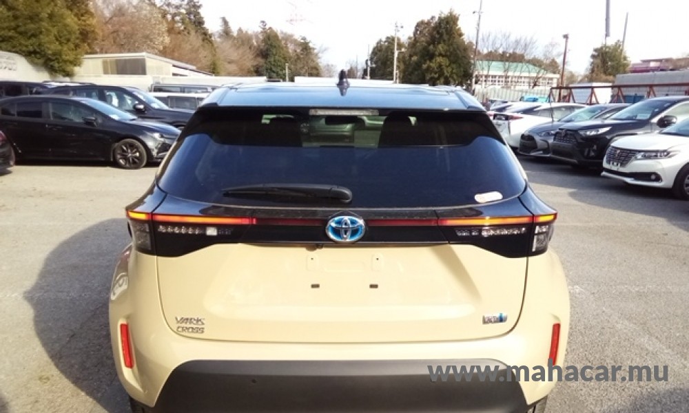 2022 Toyota Yaris Cross photo 3