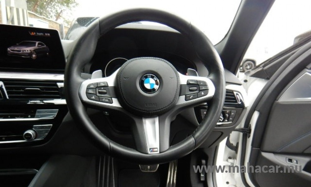 2019 BMW 523 D photo 2
