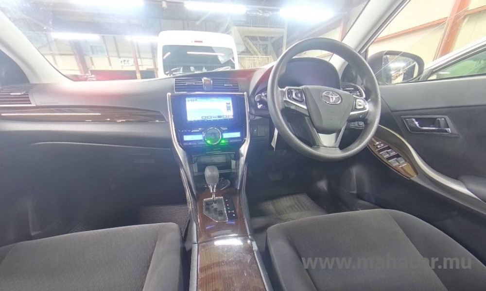 2020 Toyota Allion photo 4
