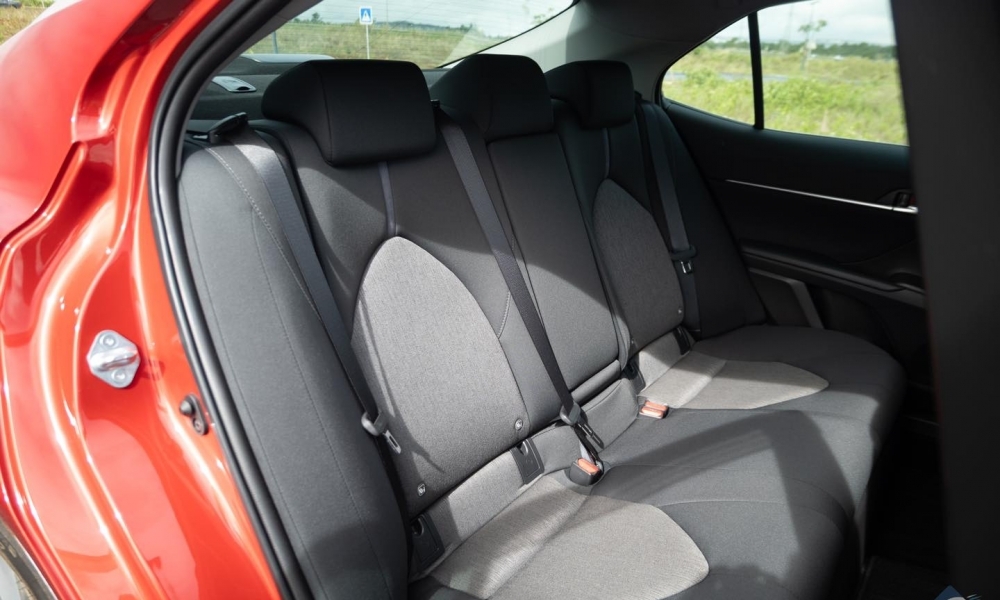 2021 Toyota Camry photo 9