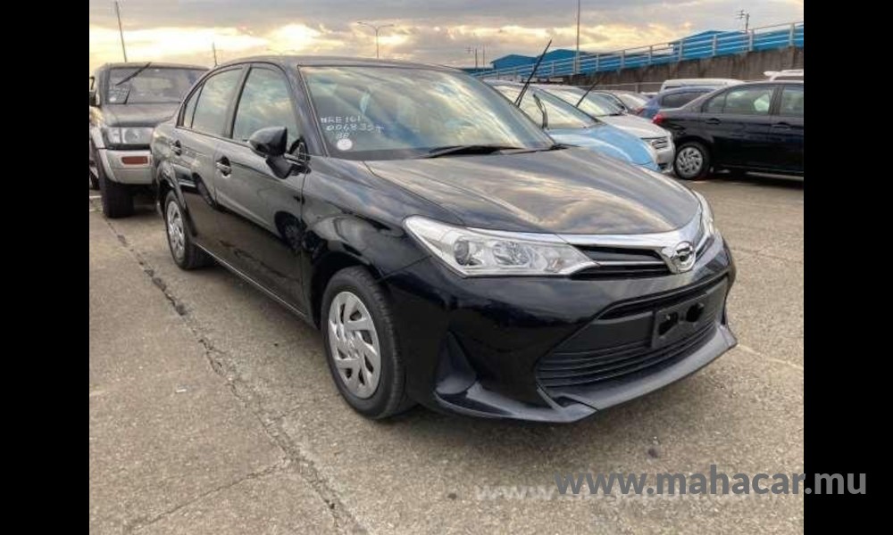2018 Toyota Corolla Axio, Black