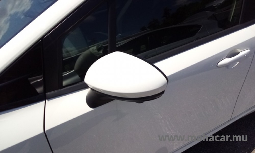 2023 Nissan NOTE E-POWER photo 6