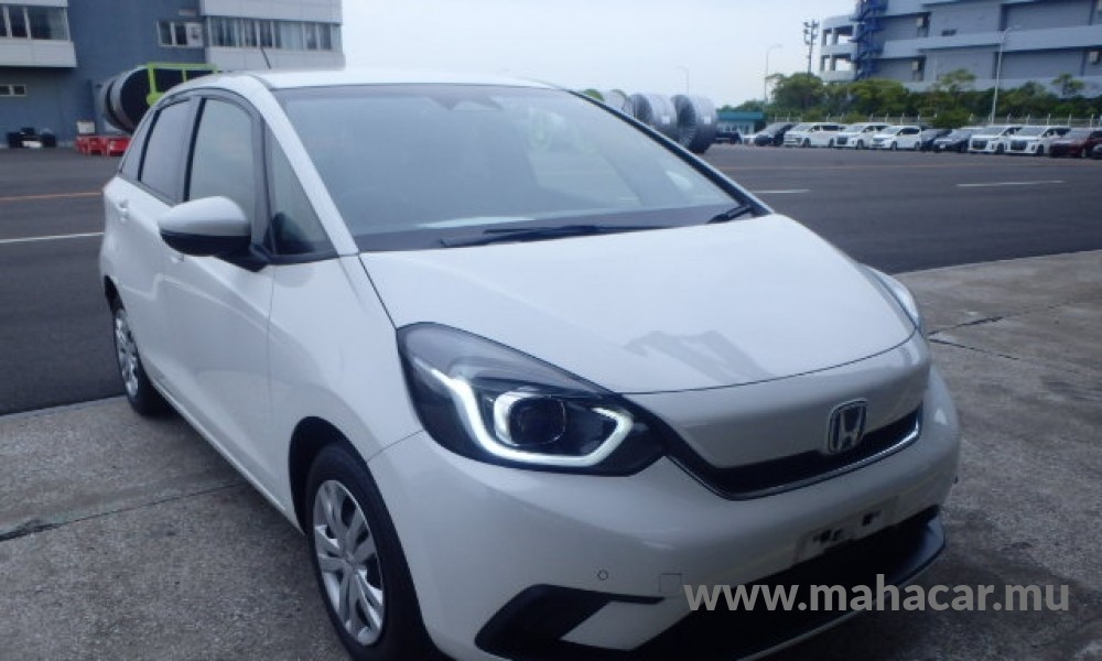 2020 Honda FIT HYBRID photo 5