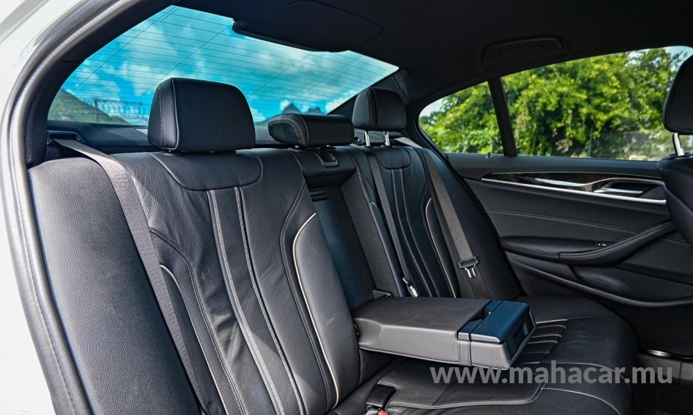 2019 BMW 530e photo 5