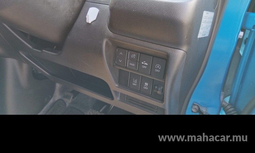 2019 Suzuki Wagon R photo 2