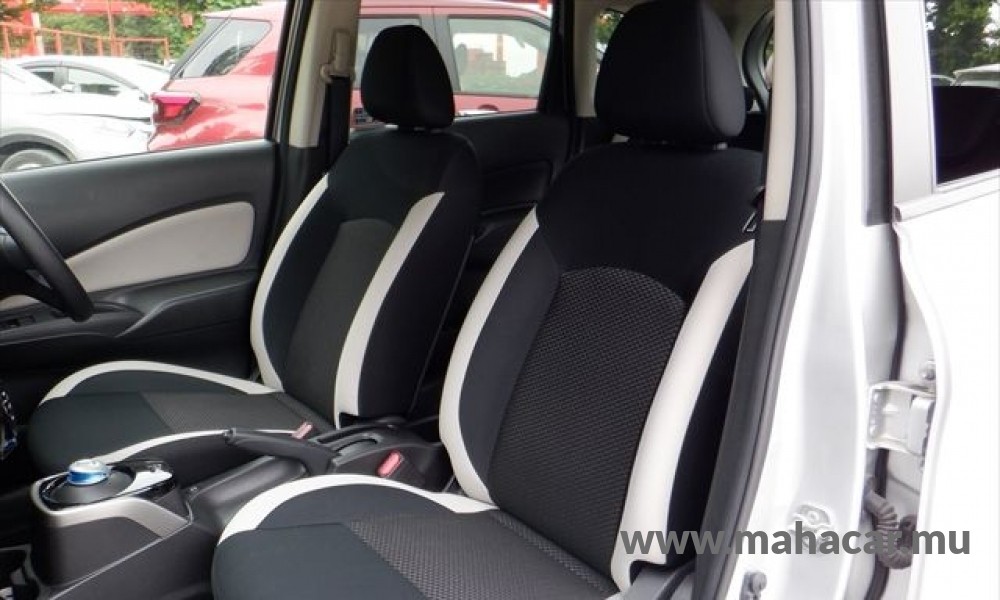 2019 Nissan NOTE E-POWER photo 19