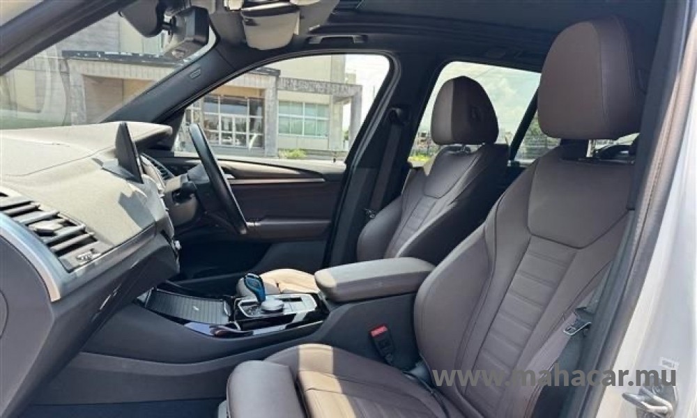 2022 BMW iX3 photo 12
