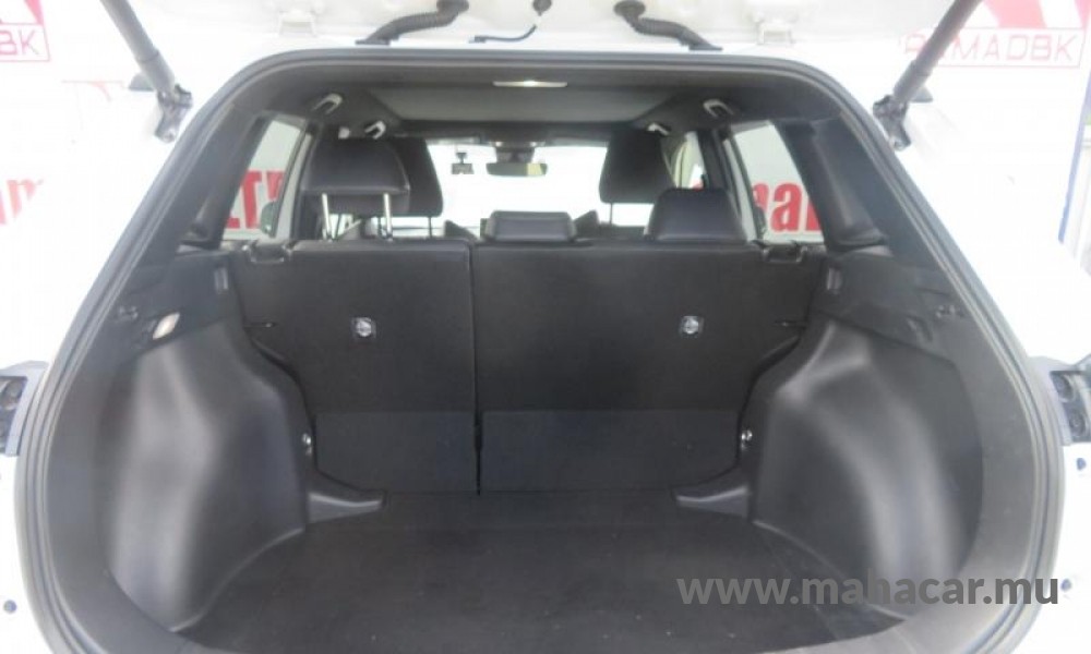 2022 Toyota COROLLA CROSS photo 8