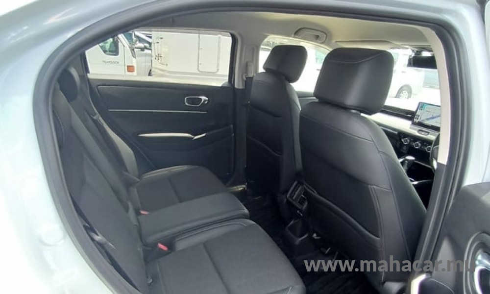 2023 Honda VEZEL Z HYBRID photo 16
