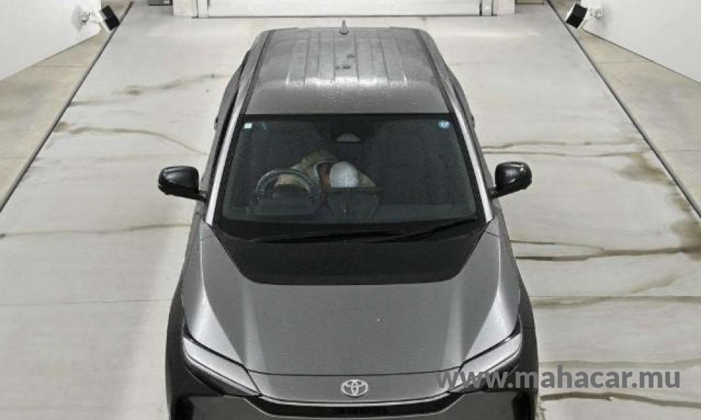 2024 Toyota BZ4X photo 4