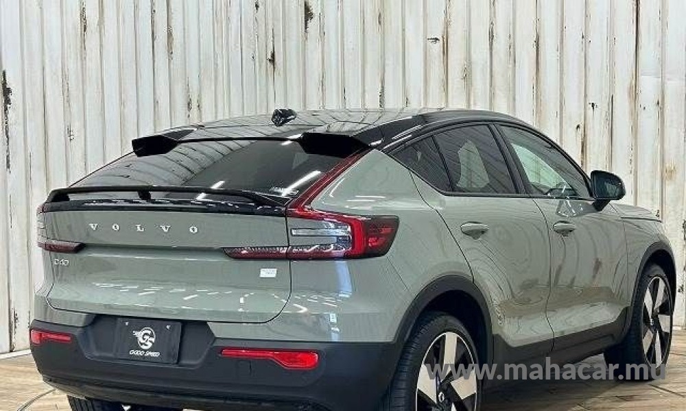 2022 VOLVO C40 photo 7