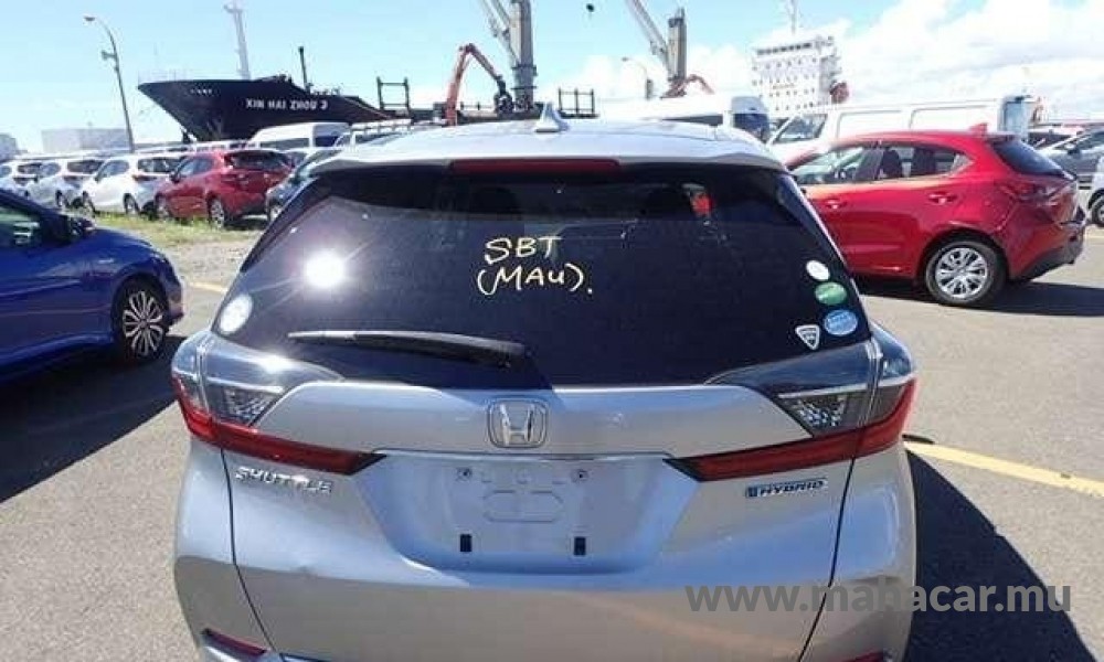 2019 Honda SHUTTLE HYBRID photo 6