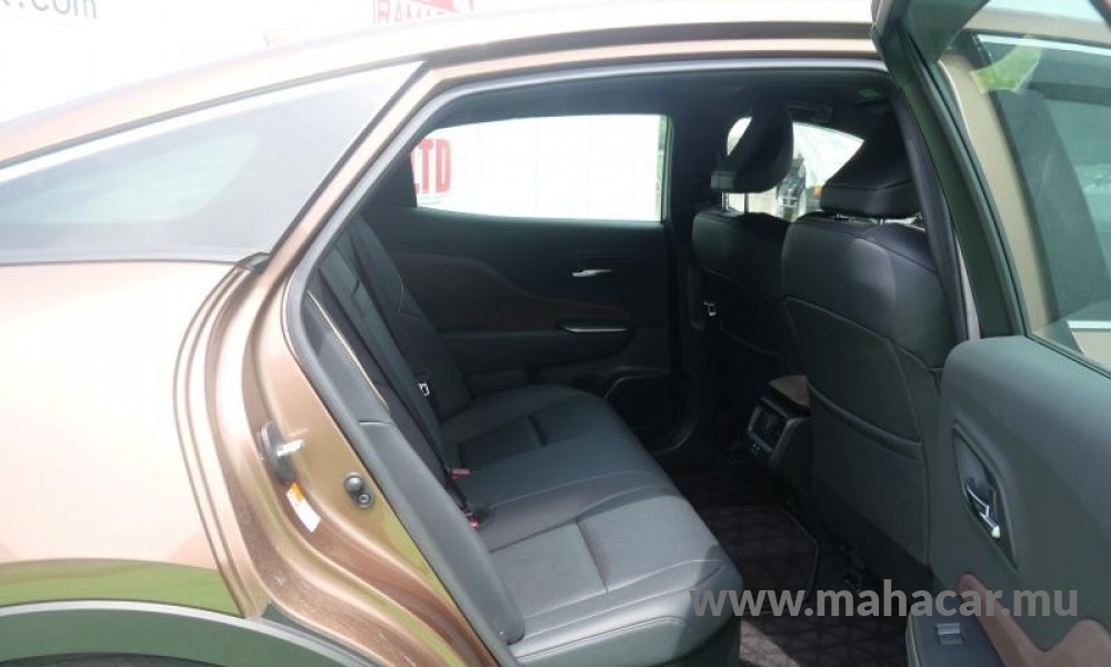2022 Toyota Crown photo 9