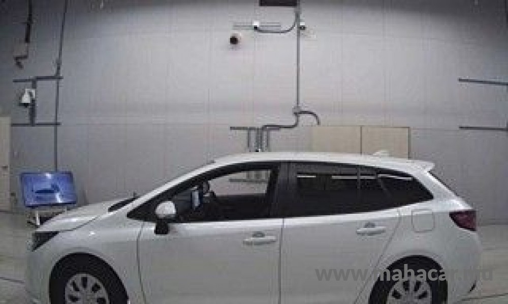 2023 Toyota Corolla Touring photo 4
